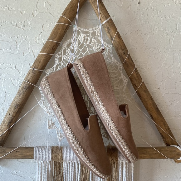🎉 NEW‼️ LIGHT AND COMFY RILEY ESPADRILLES ‼️ - Picture 2 of 16